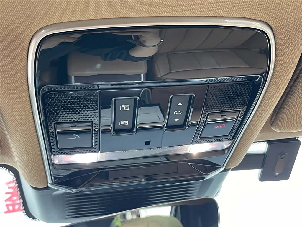Land Rover Range Rover, 2024 25