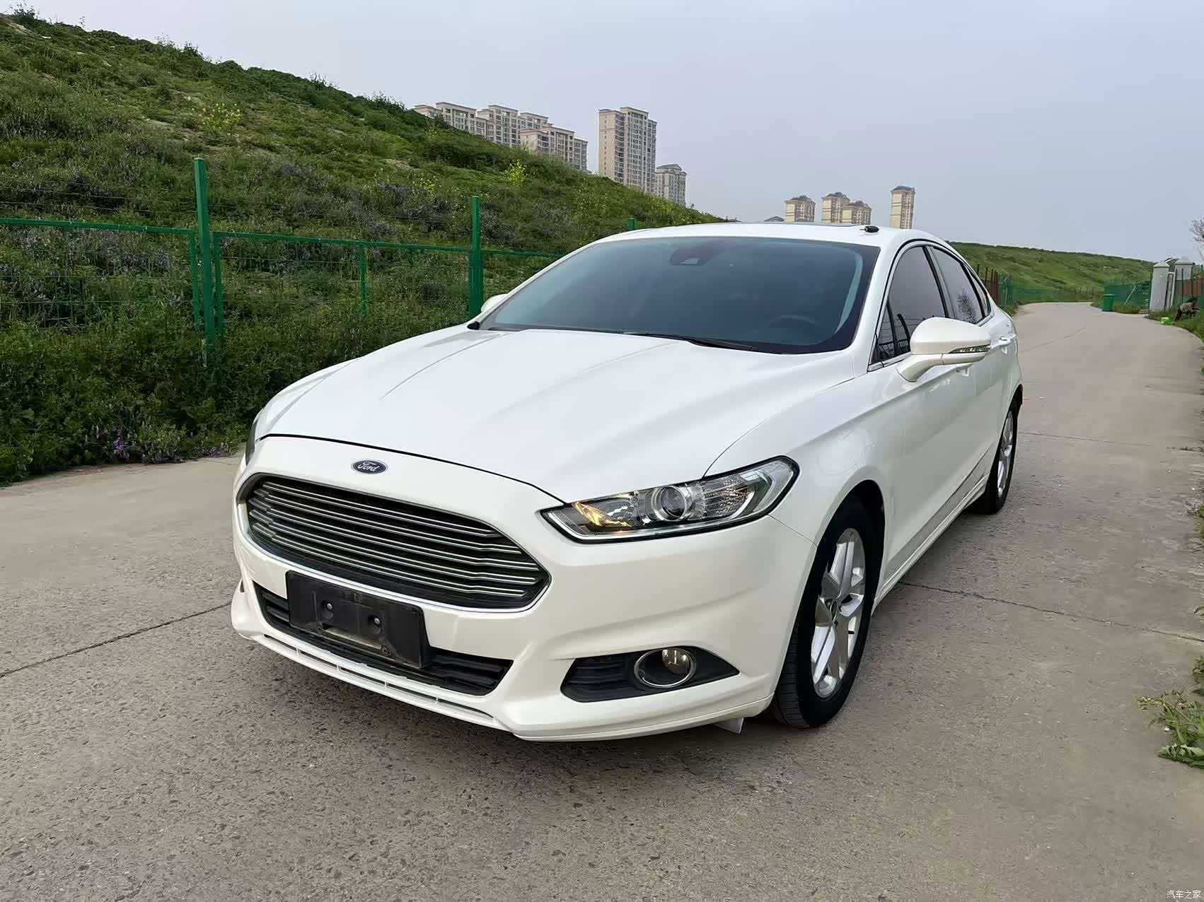 Ford Mondeo, 2015 1