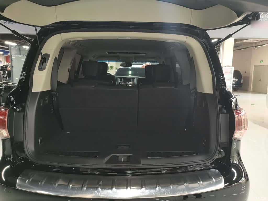 Infiniti QX80, 2017 19