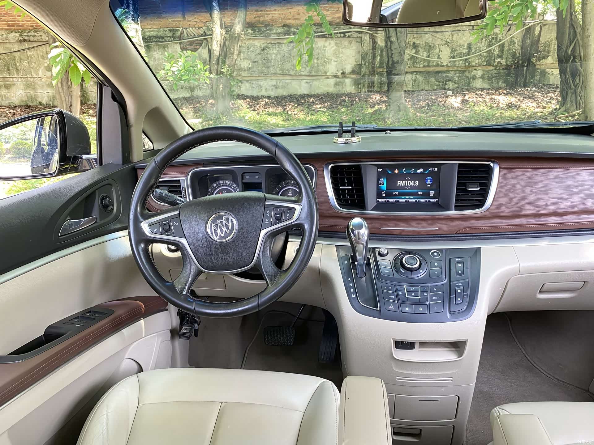Buick GL8, 2019 12