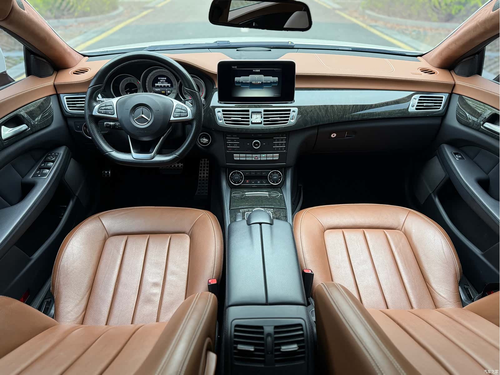 Mercedes-Benz CLS, 2016 13