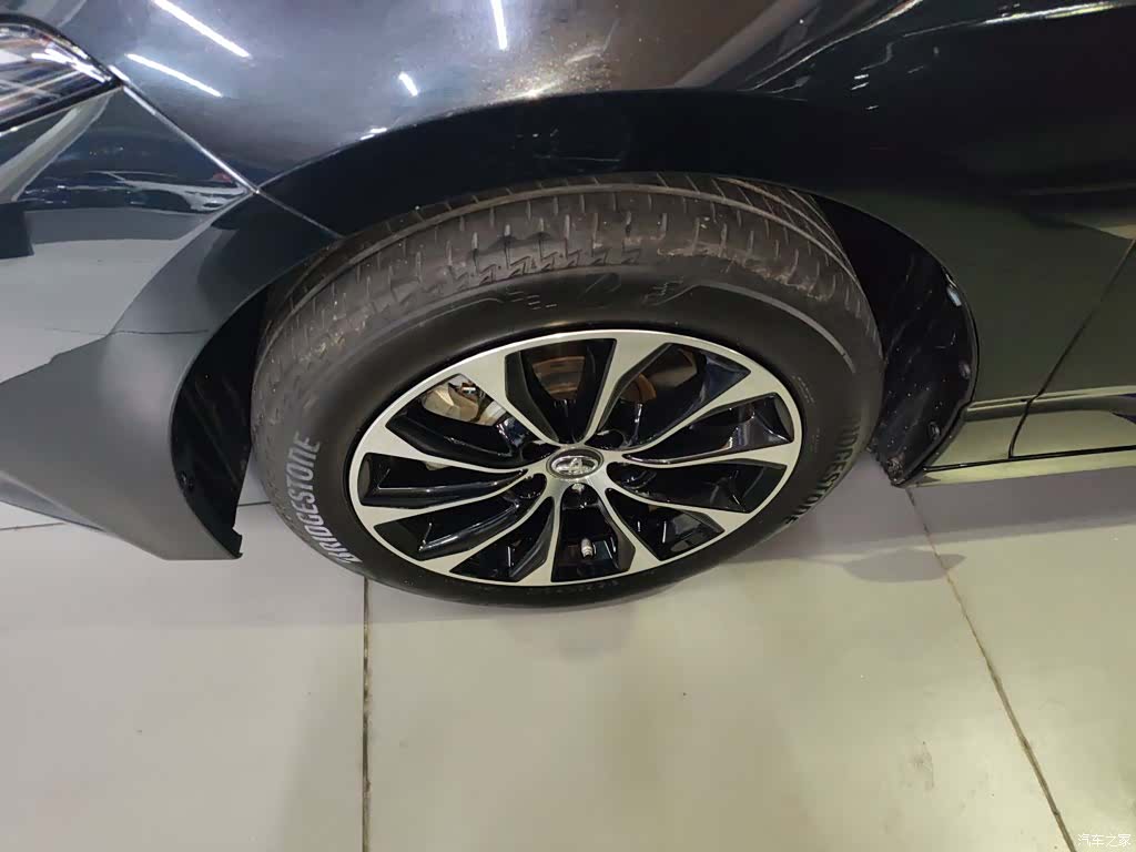 Toyota Avalon, 2023 23
