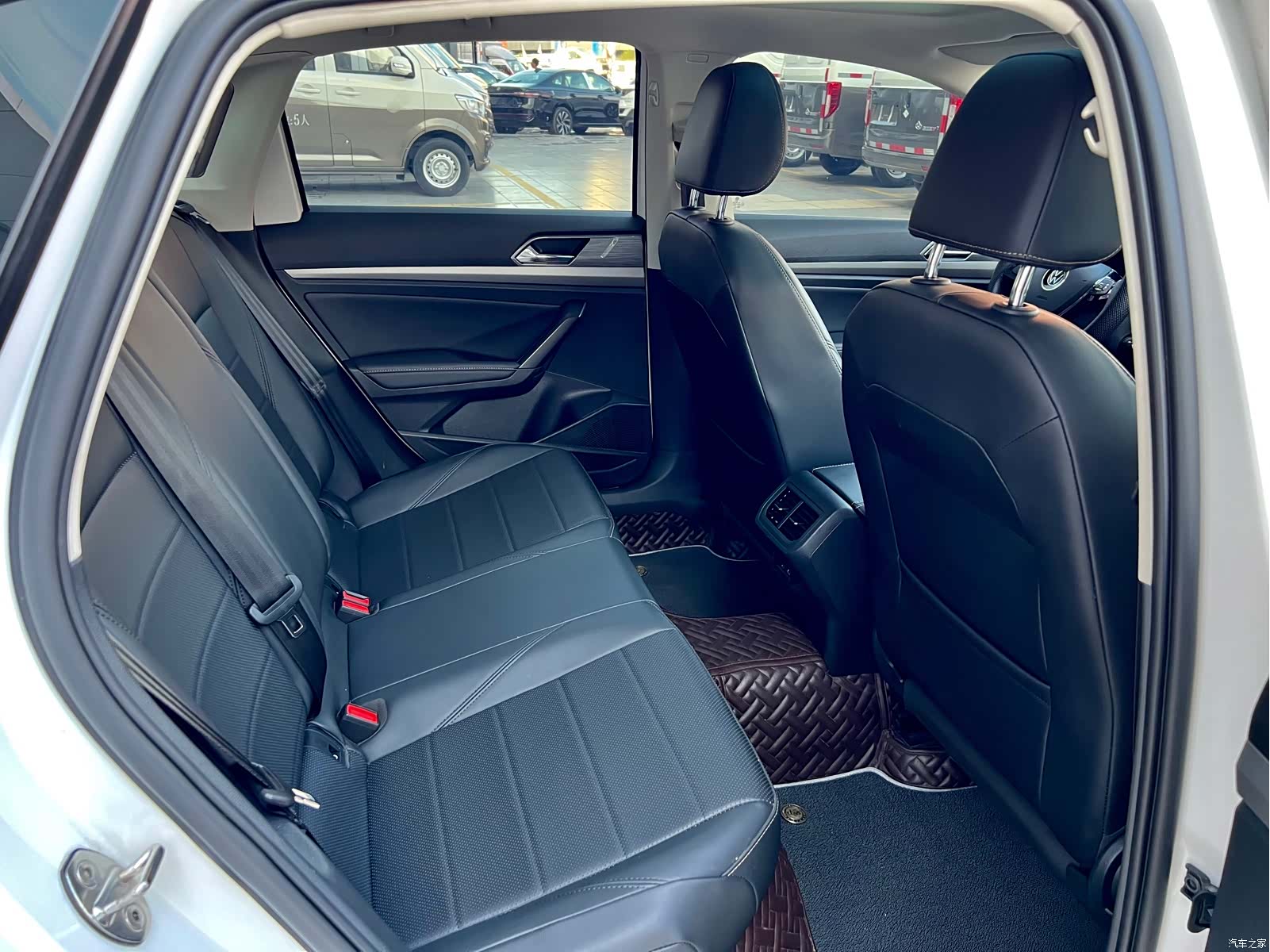 Volkswagen Lavida, 2020 14