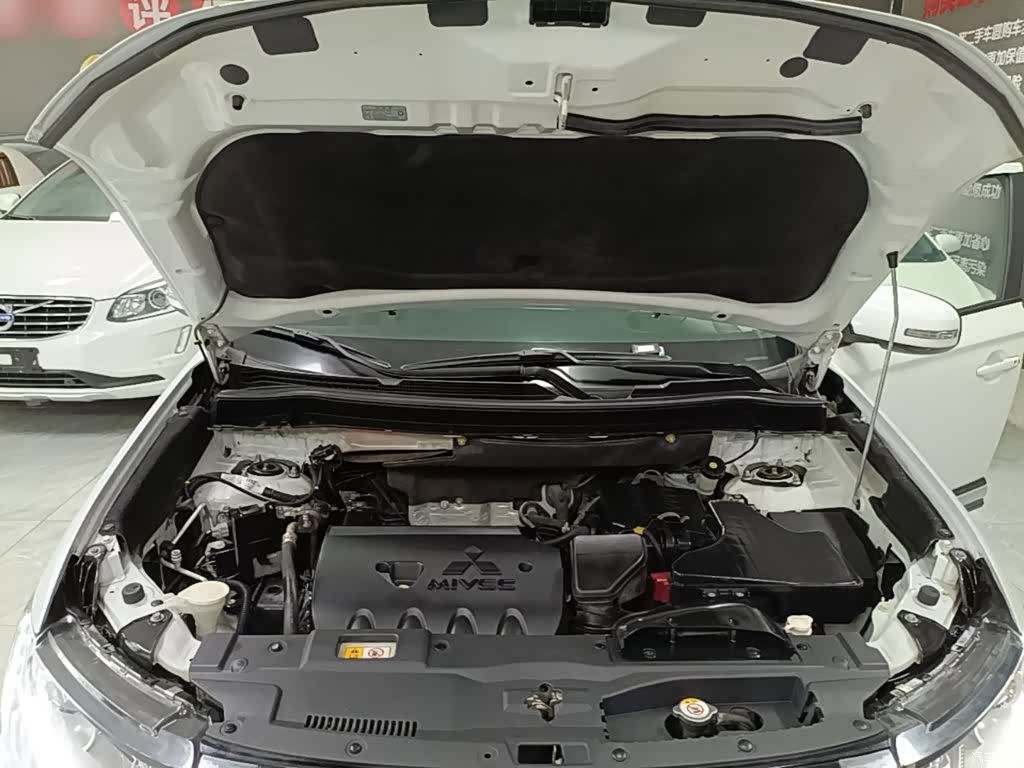 Mitsubishi Outlander, 2017 20
