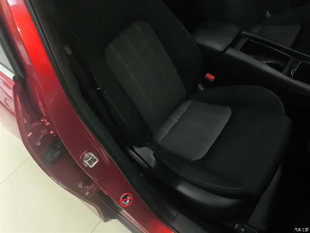 Mazda CX-4, 2019 4