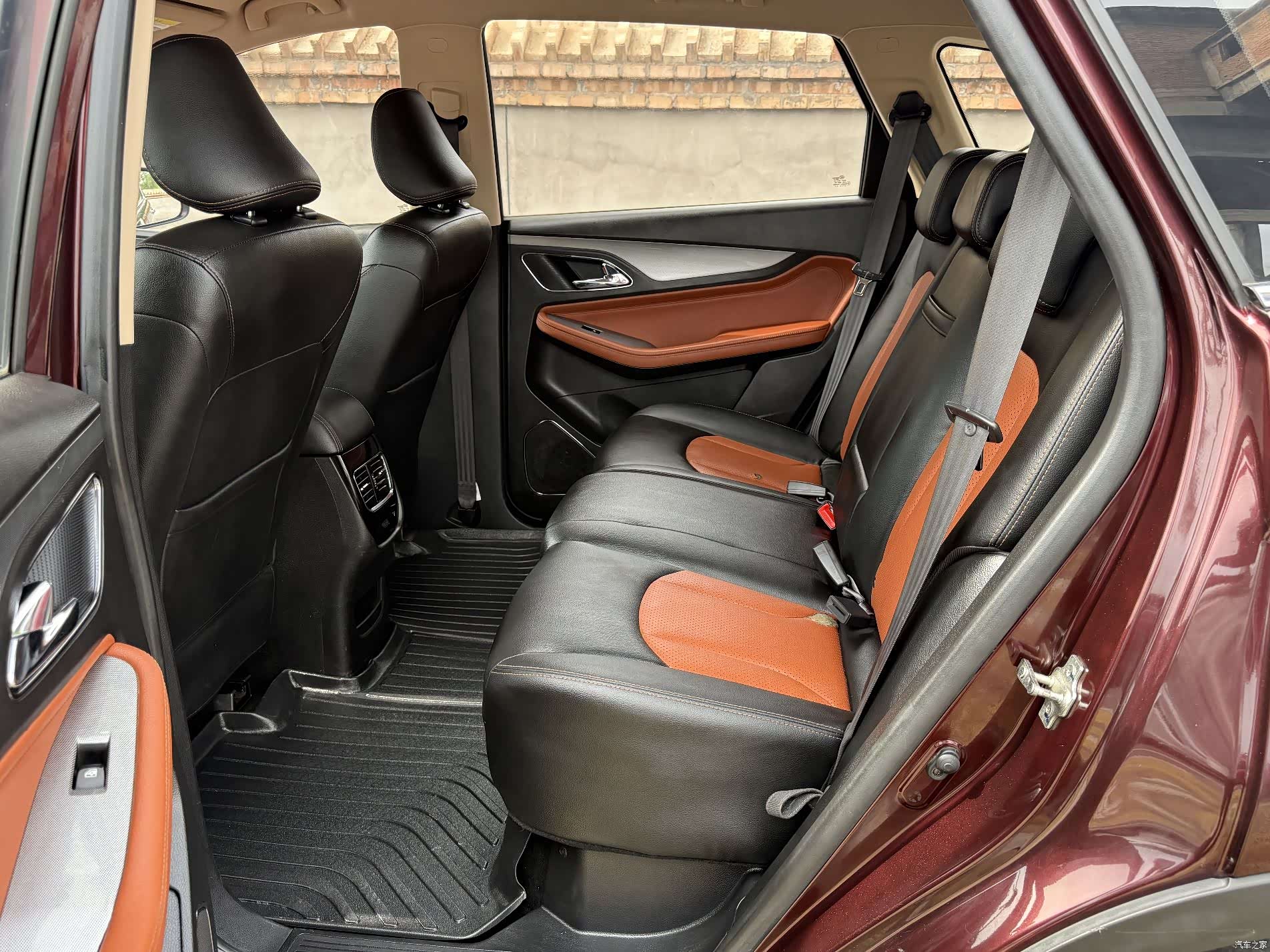 Wuling 560, 2015 13