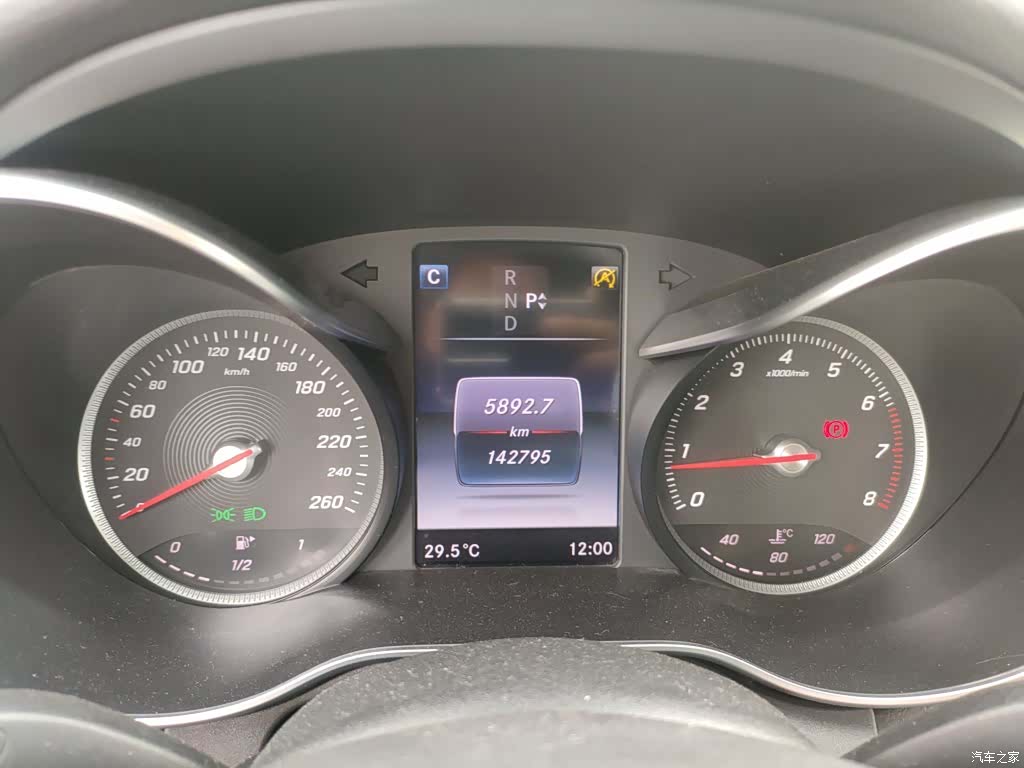 Mercedes-Benz C-Class, 2017 12