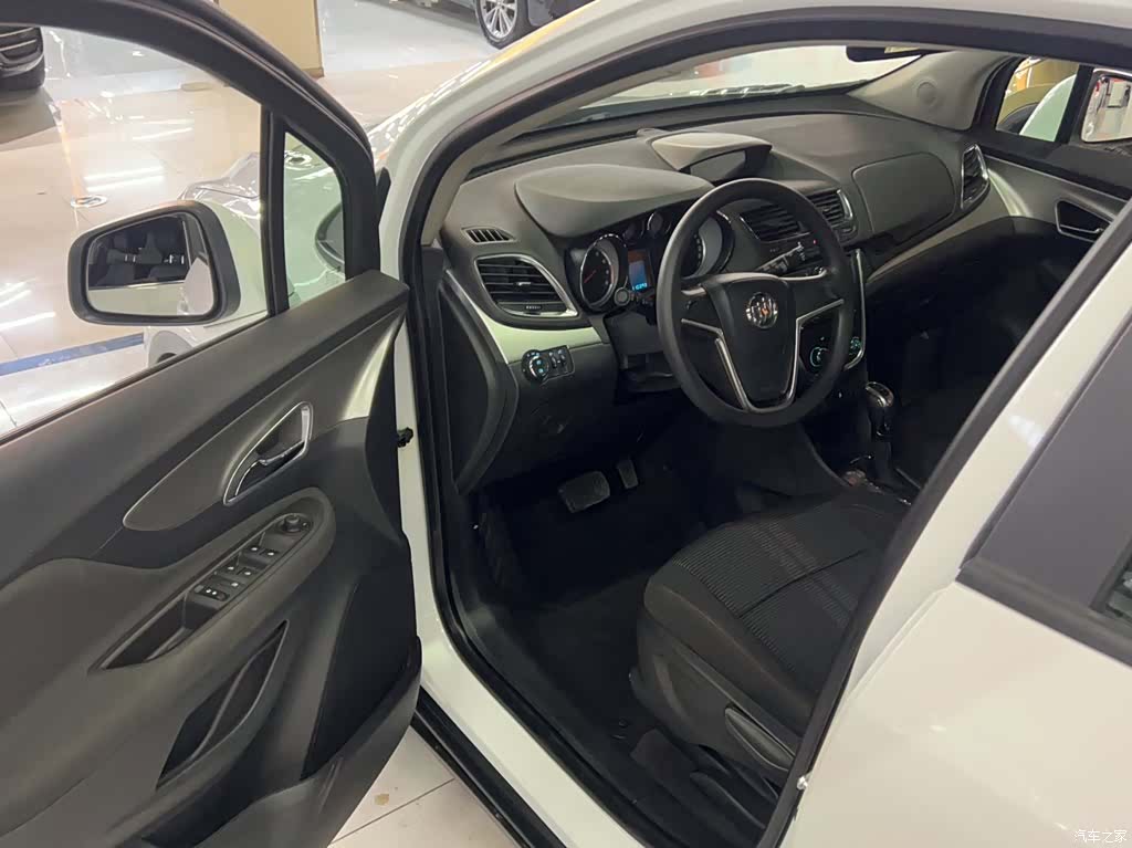 Buick Encore, 2015 18