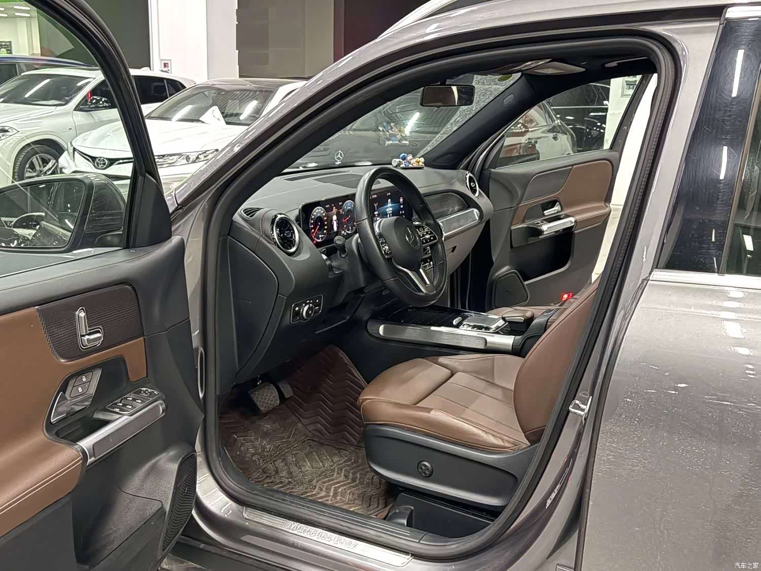 Mercedes-Benz GLB, 2020 все фото