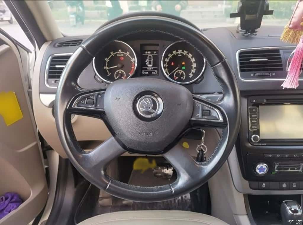 Skoda Yeti, 2014 12