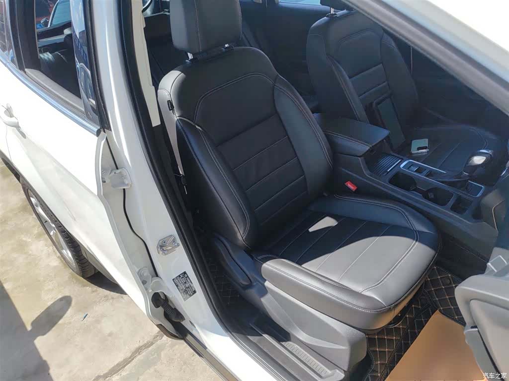Ford Kuga, 2017 25