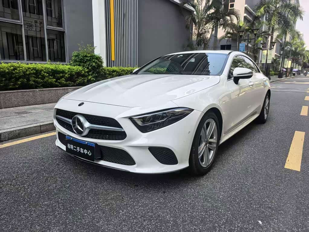 Mercedes-Benz CLS