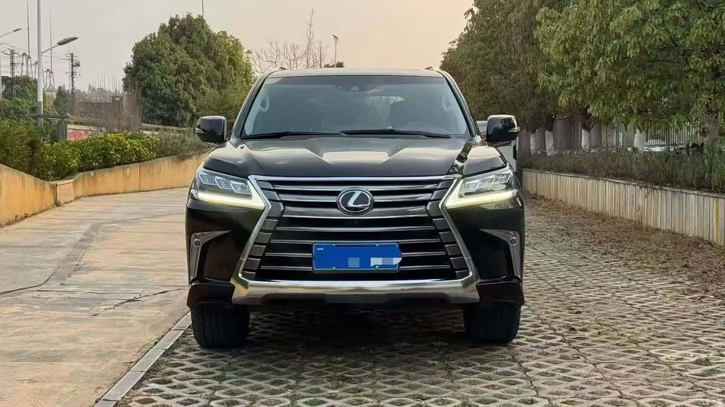 Lexus LX, 2017 2