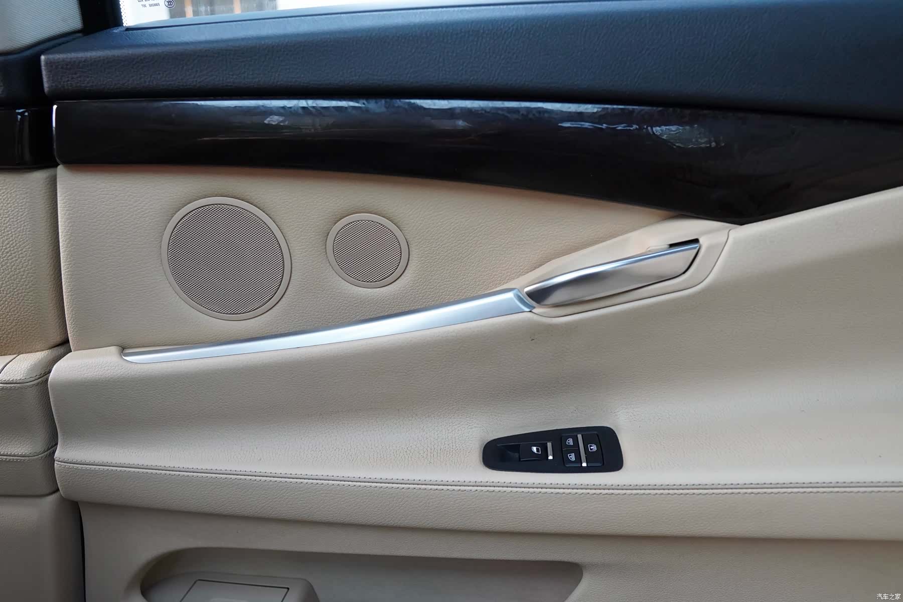 BMW 5 Series, 2013 23