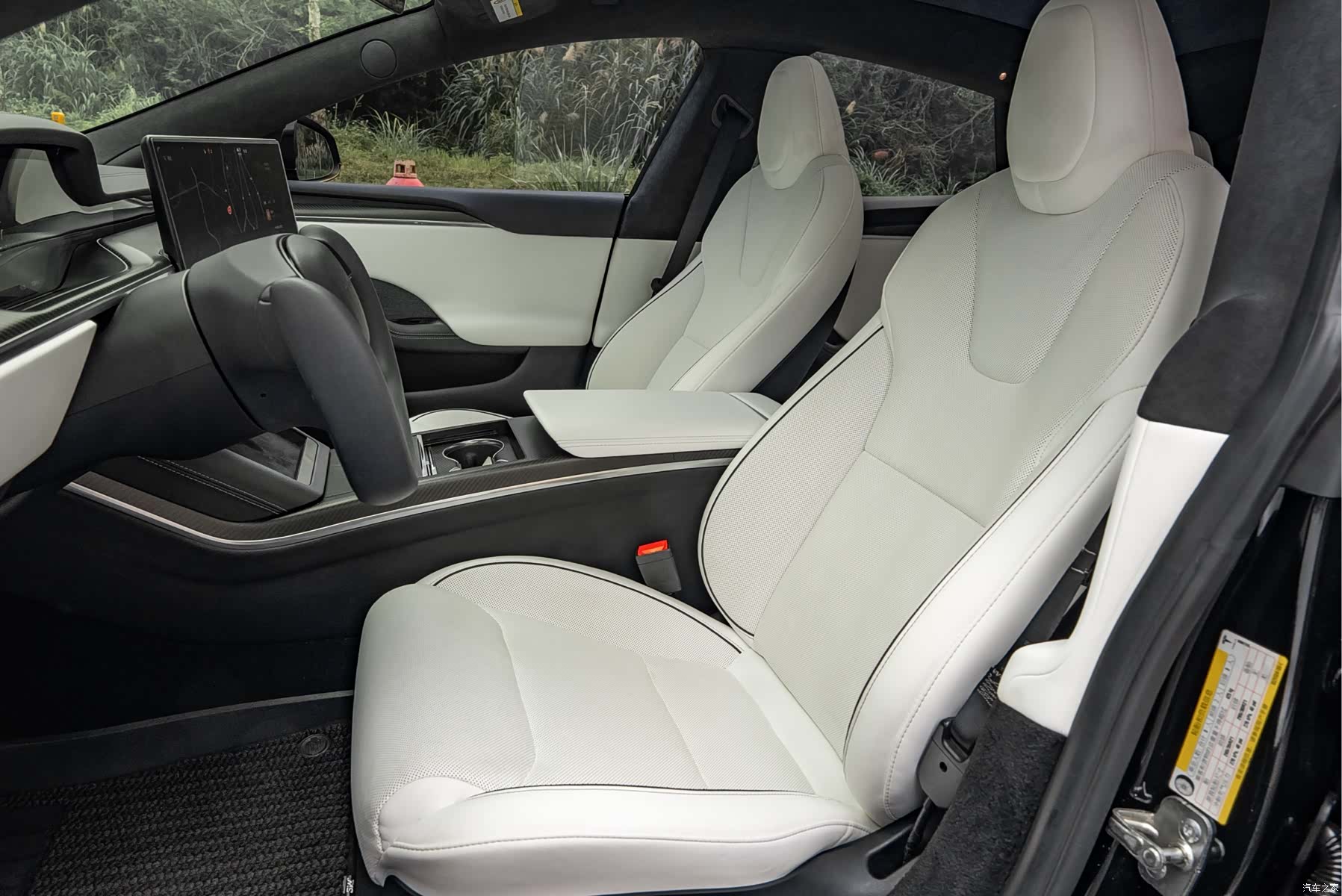 Tesla Model S, 2023 15