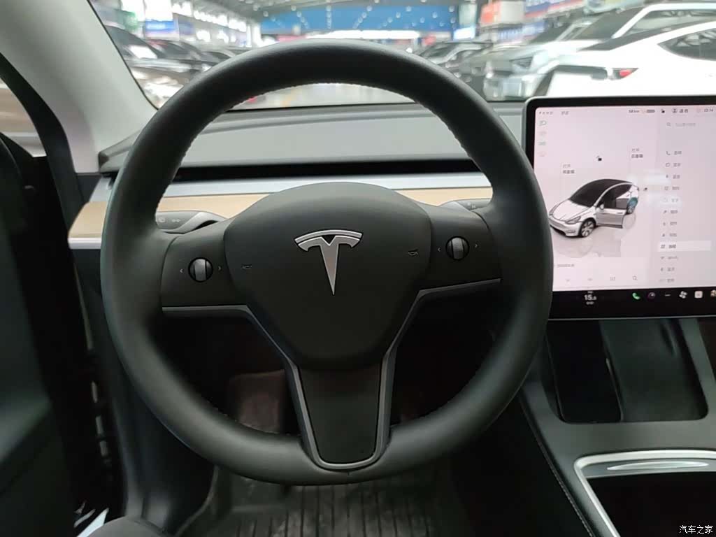 Tesla Model Y, 2023 11