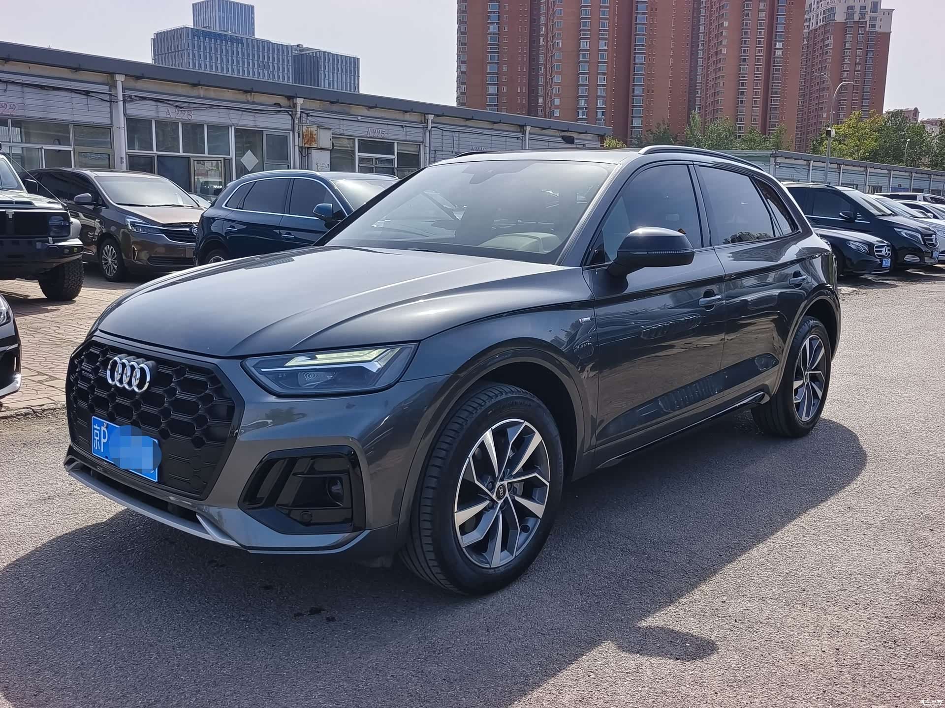 Audi Q5L, 2024 1
