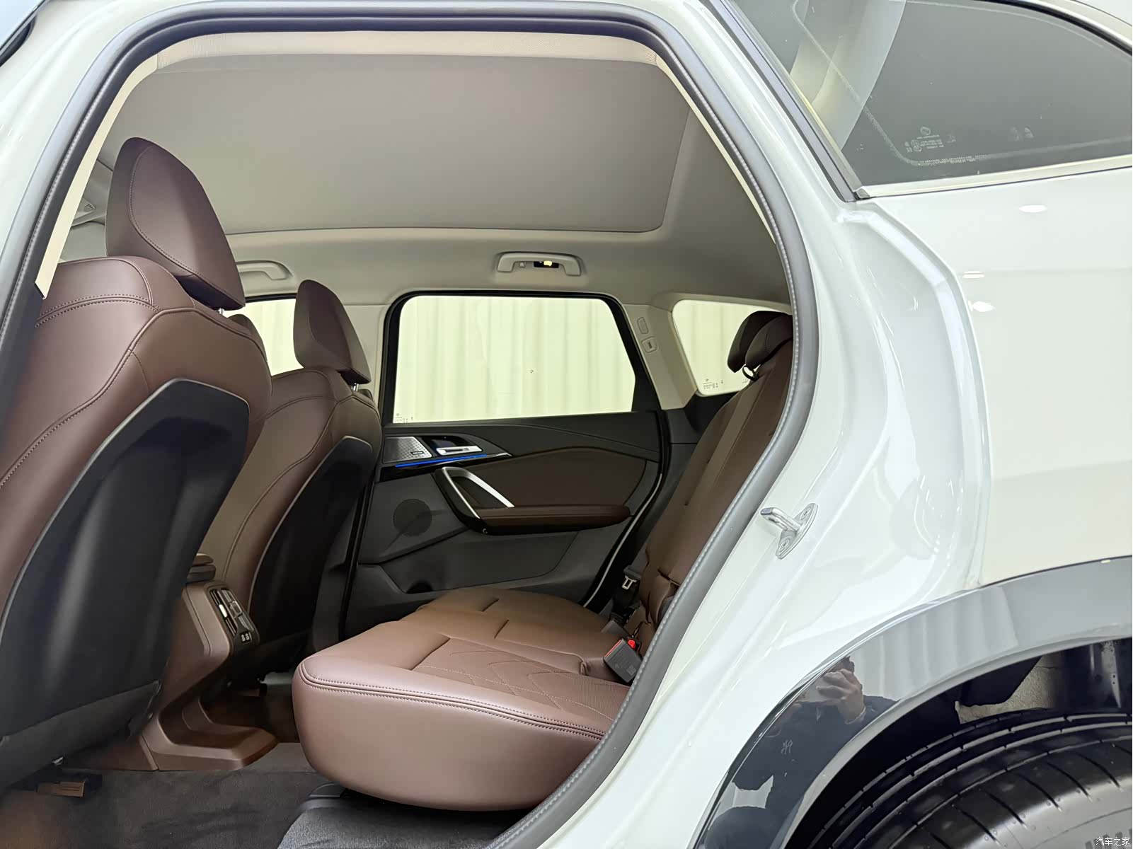 BMW X1, 2025 6