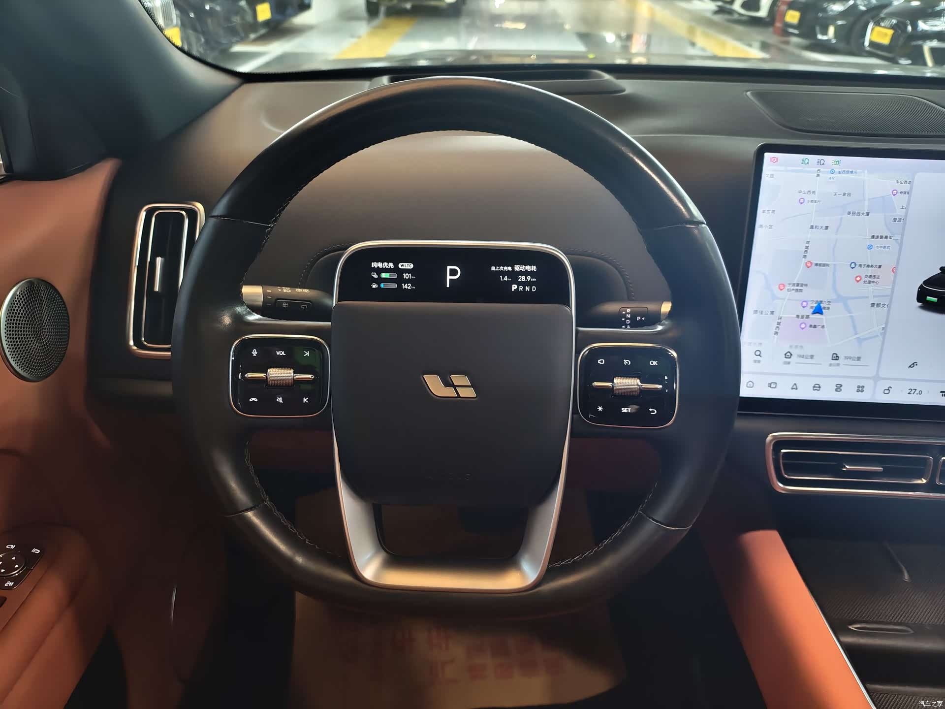 Li Auto L9, 2024 6