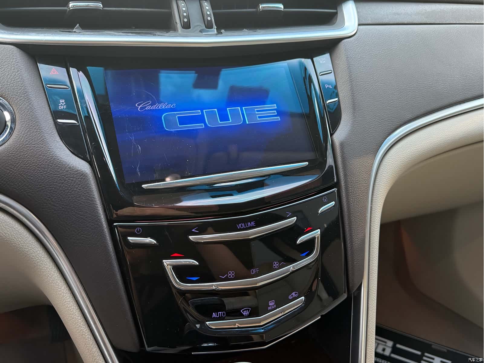 Cadillac XTS, 2017 15