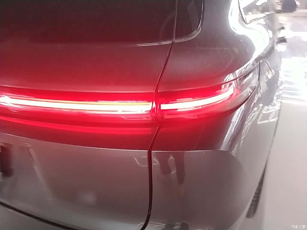 Li Auto L9, 2022 8