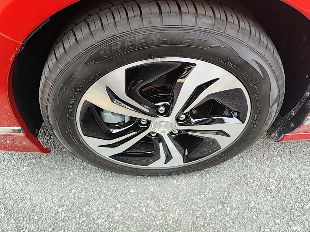 Honda Spirior, 2015 25