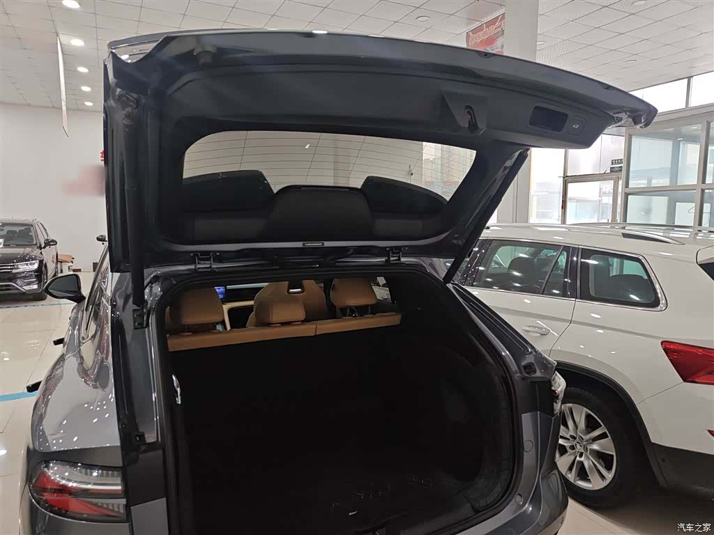 Roewe RX5, 2022 15