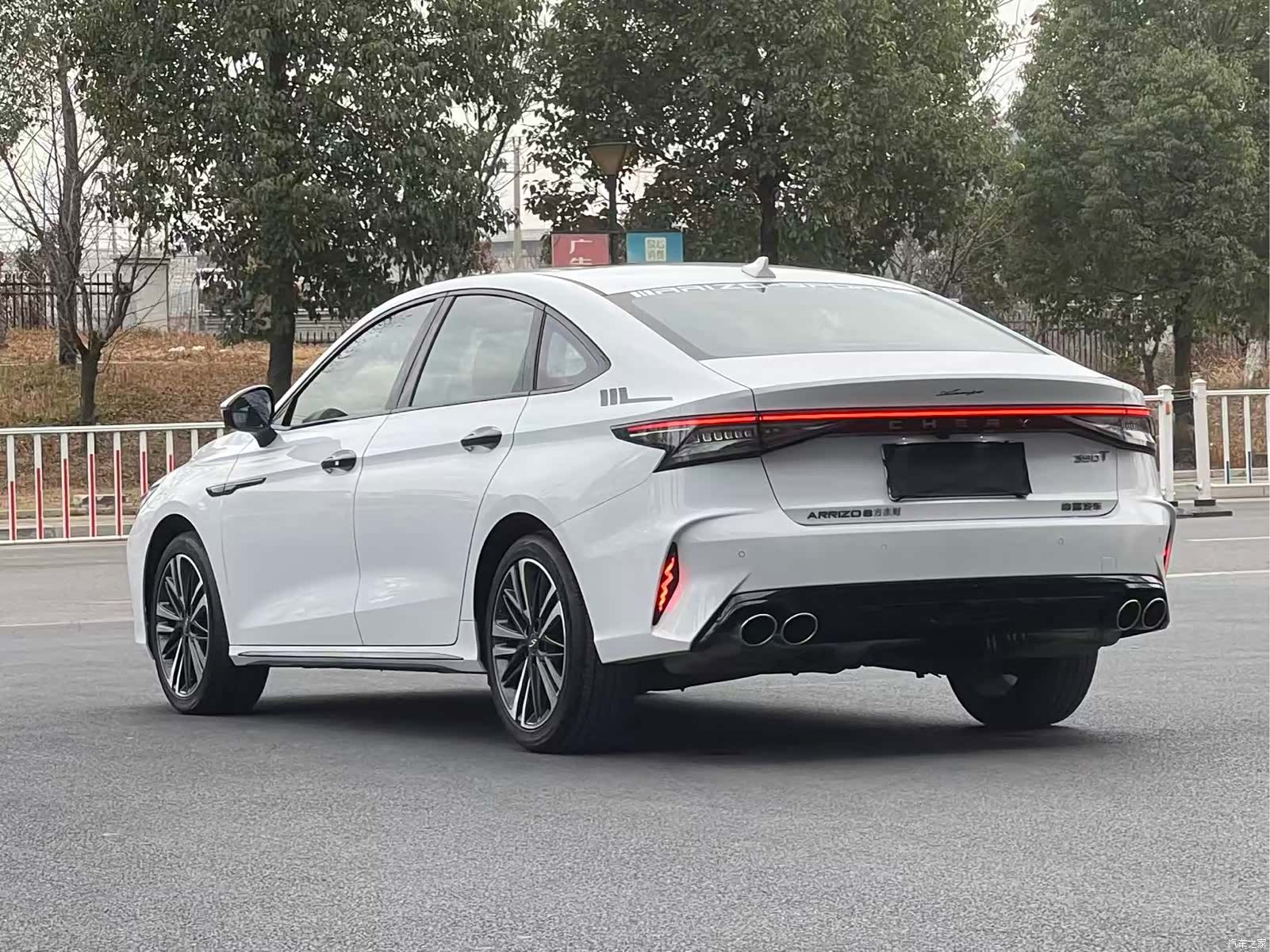 Chery Arrizo 8, 2024 4