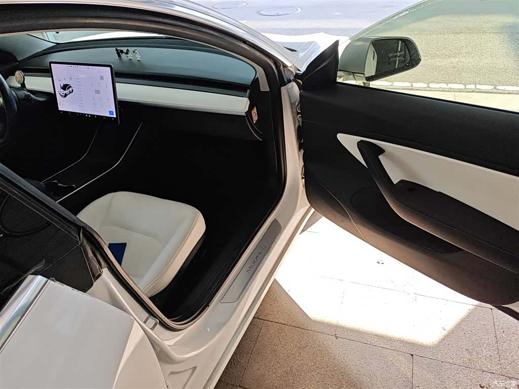 Tesla Model 3, 2019 20