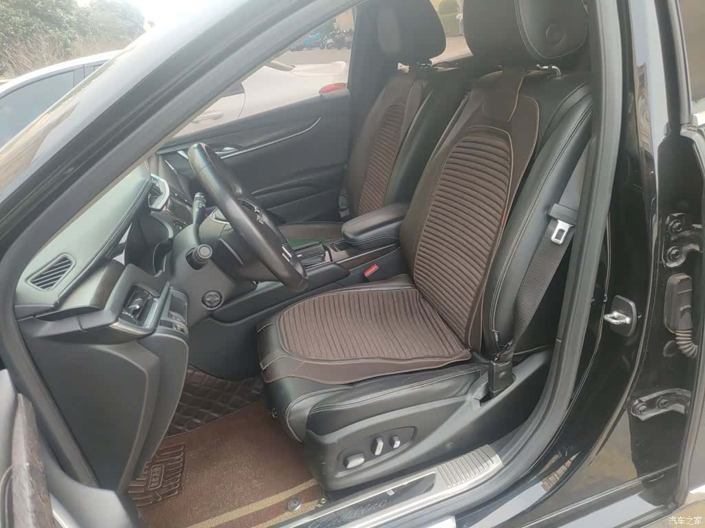 Cadillac XTS, 2018 8