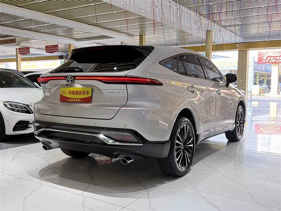 Toyota Wildlander 2022, фото 6