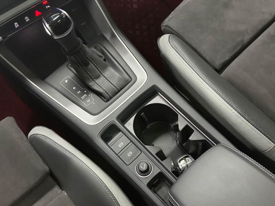 Audi Q3 2022, фото 17