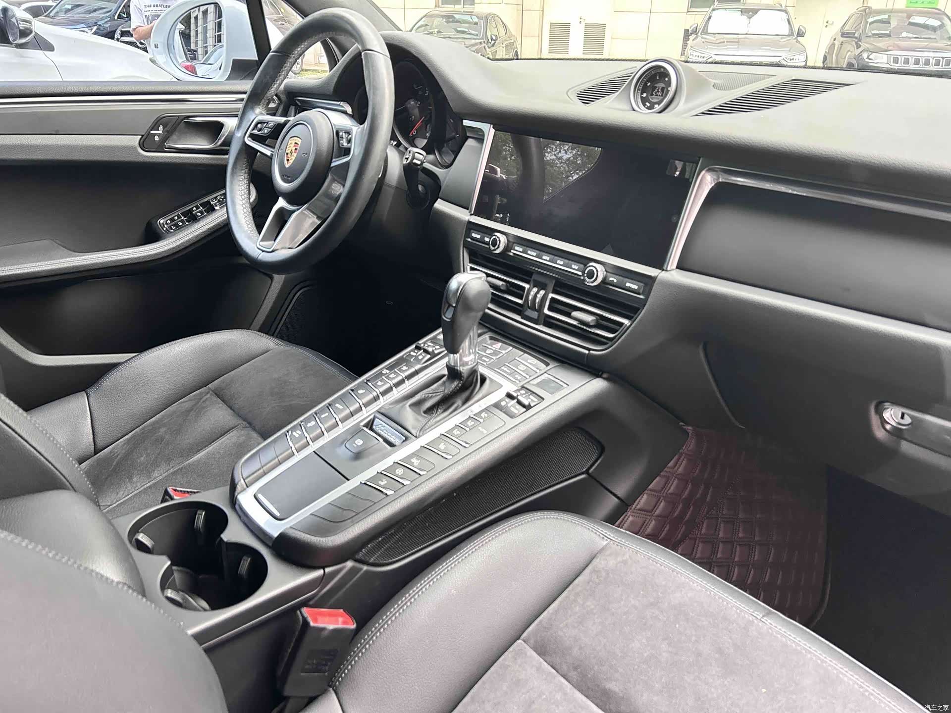 Porsche Macan, 2020 7