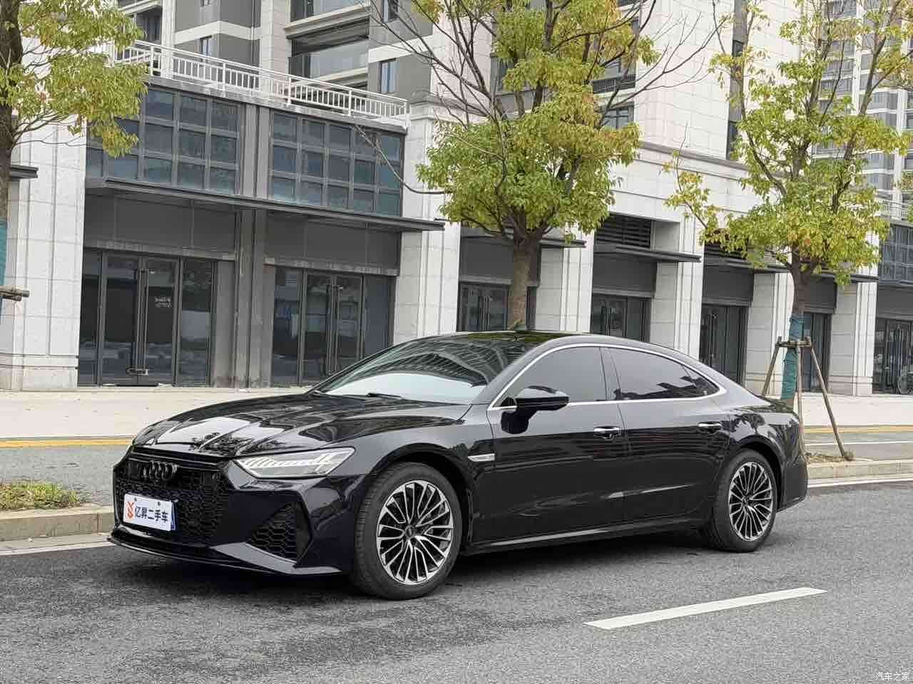 Audi A7L, 2024 1