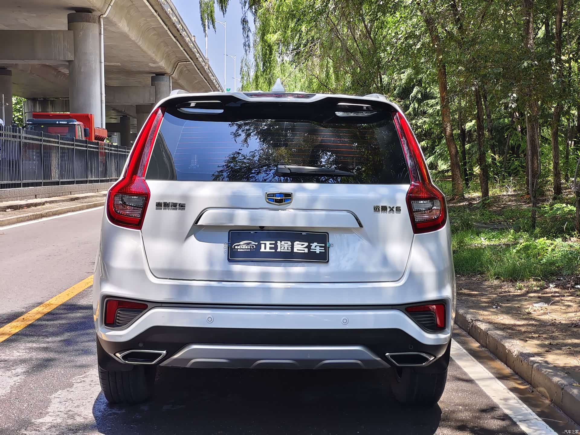 Geely X6, 2018 4