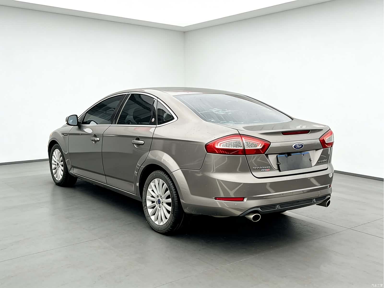 Ford Mondeo, 2012 4