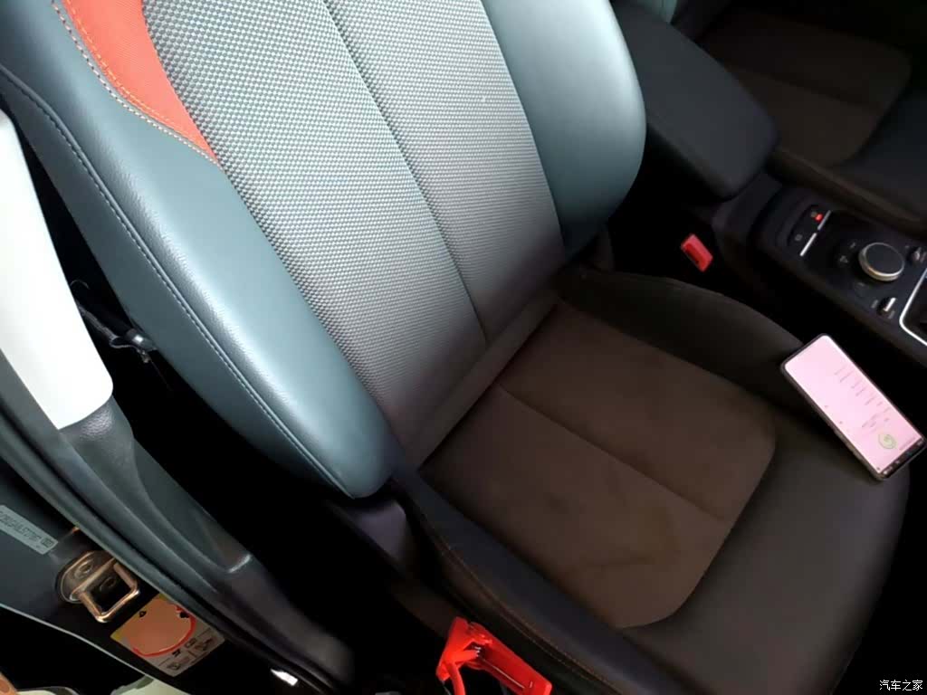 Audi Q2L, 2021 25