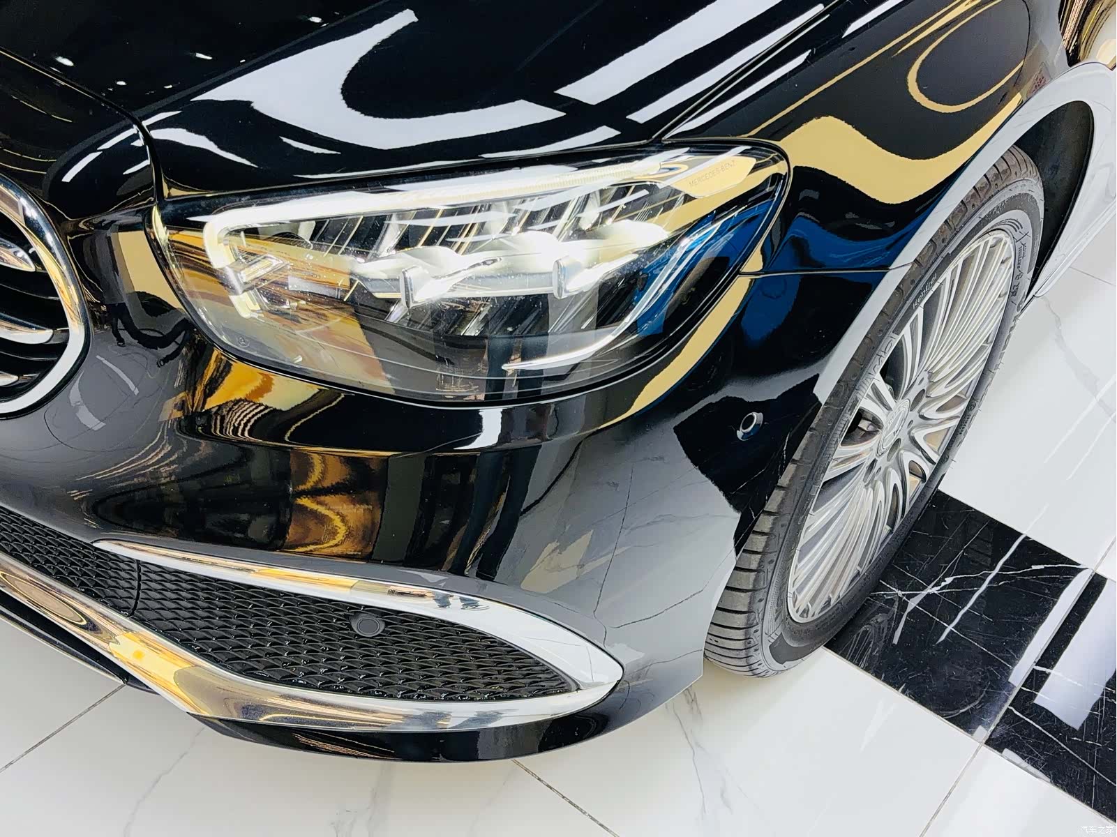 Mercedes-Benz E-Class, 2022 18