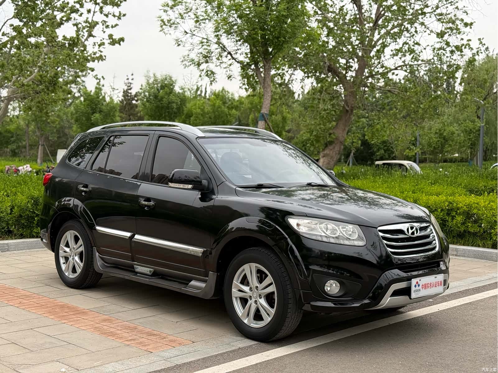 Hyundai Santa Fe, 2010 3
