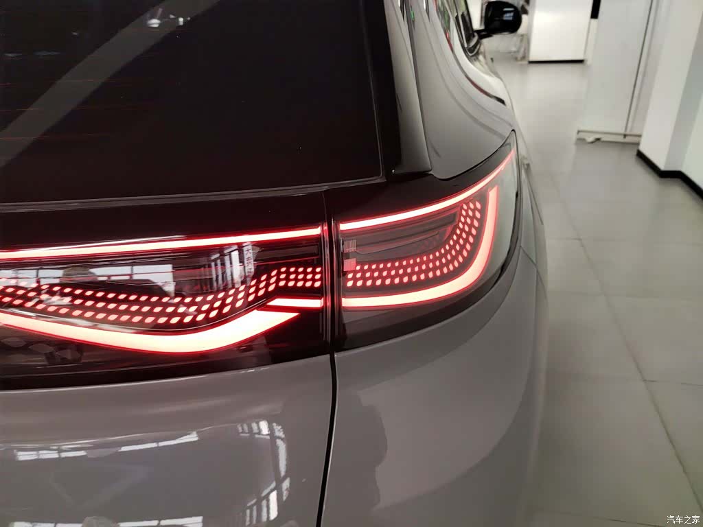 BYD HiAce, 2025 8