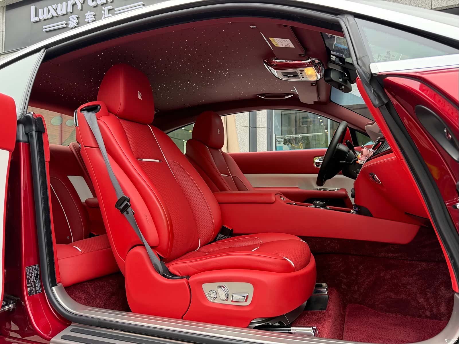 Rolls-Royce Wraith, 2019 14