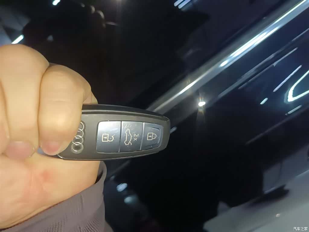 Audi A6L, 2020 9