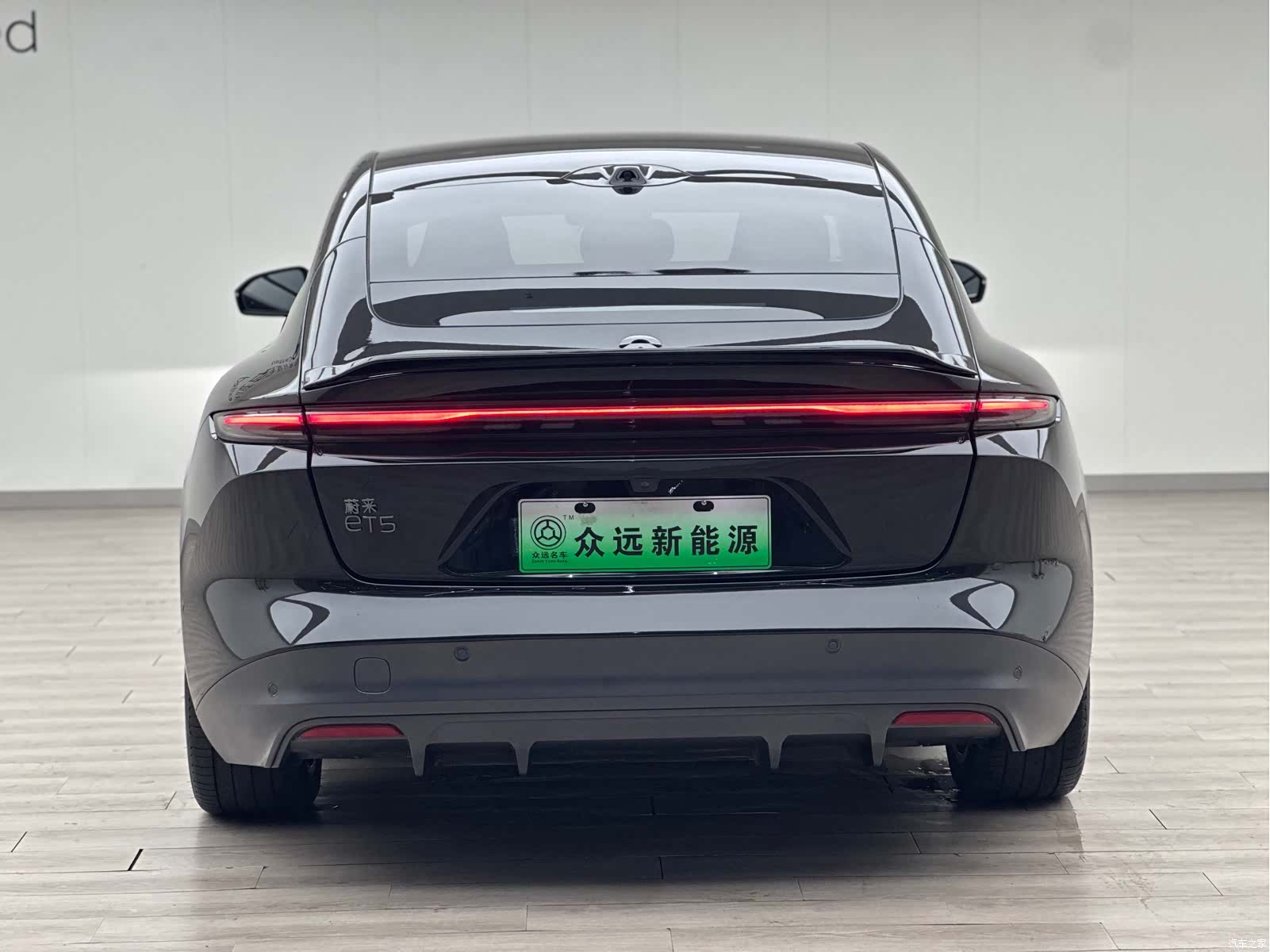 NIO ET5, 2023 все фото