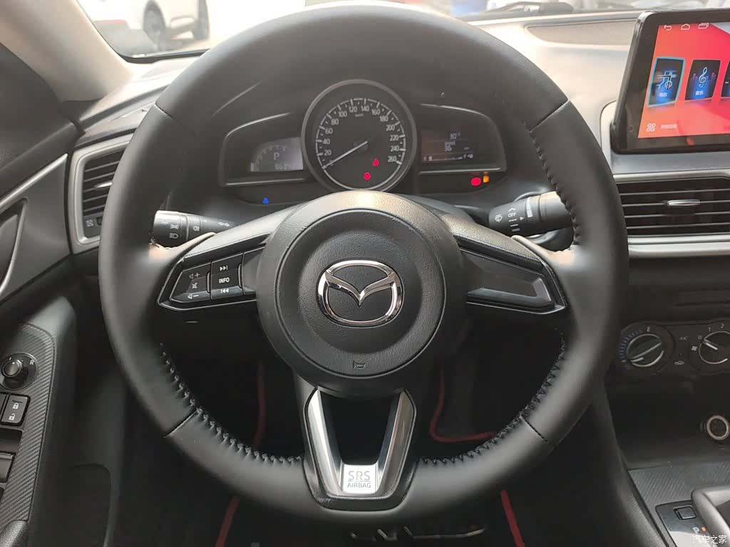 Mazda Mazda3, 2019 3