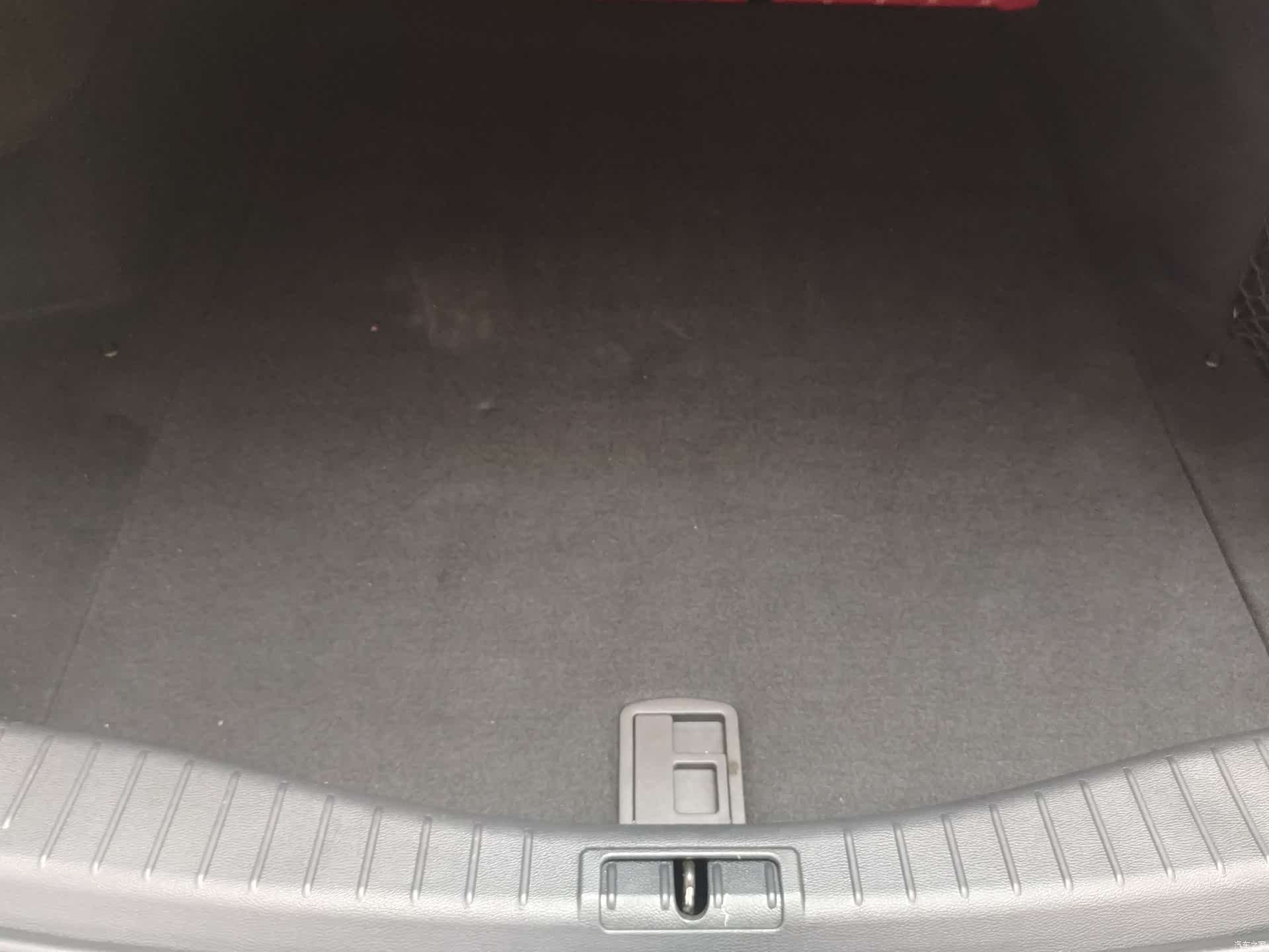 Hongqi H5, 2021 15