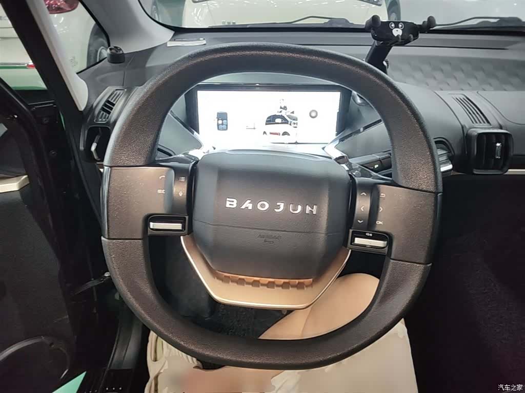 Wuling KiWi, 2022 11