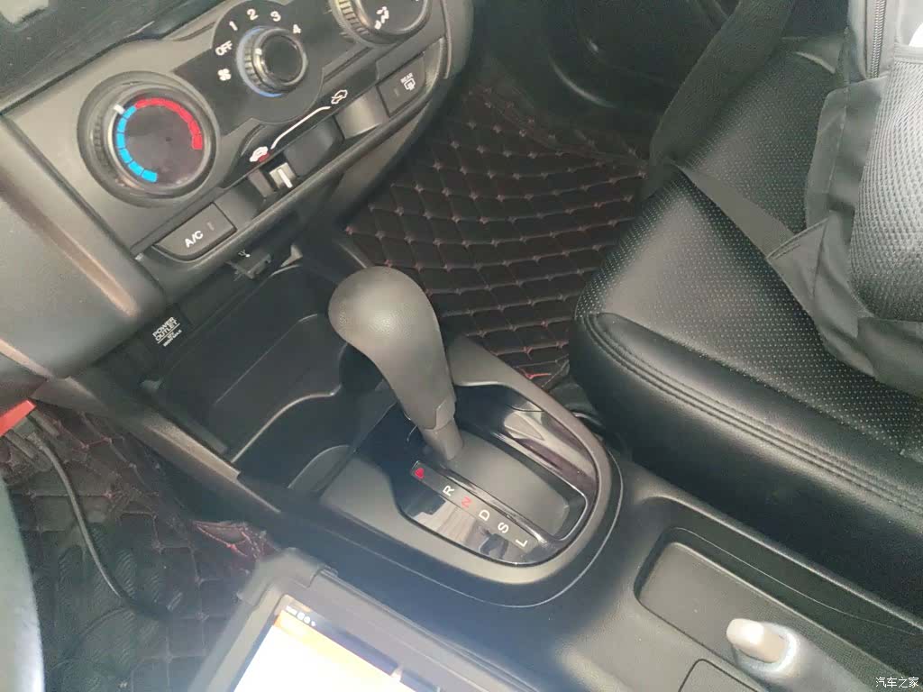 Honda Fit, 2017 10