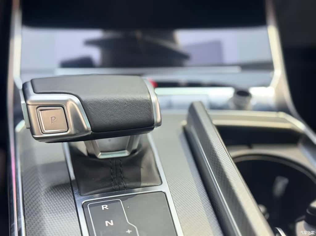 Audi A7, 2024 17