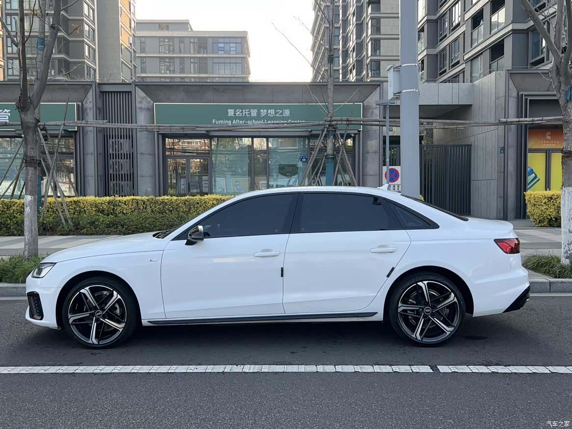 Audi A4L, 2024 15