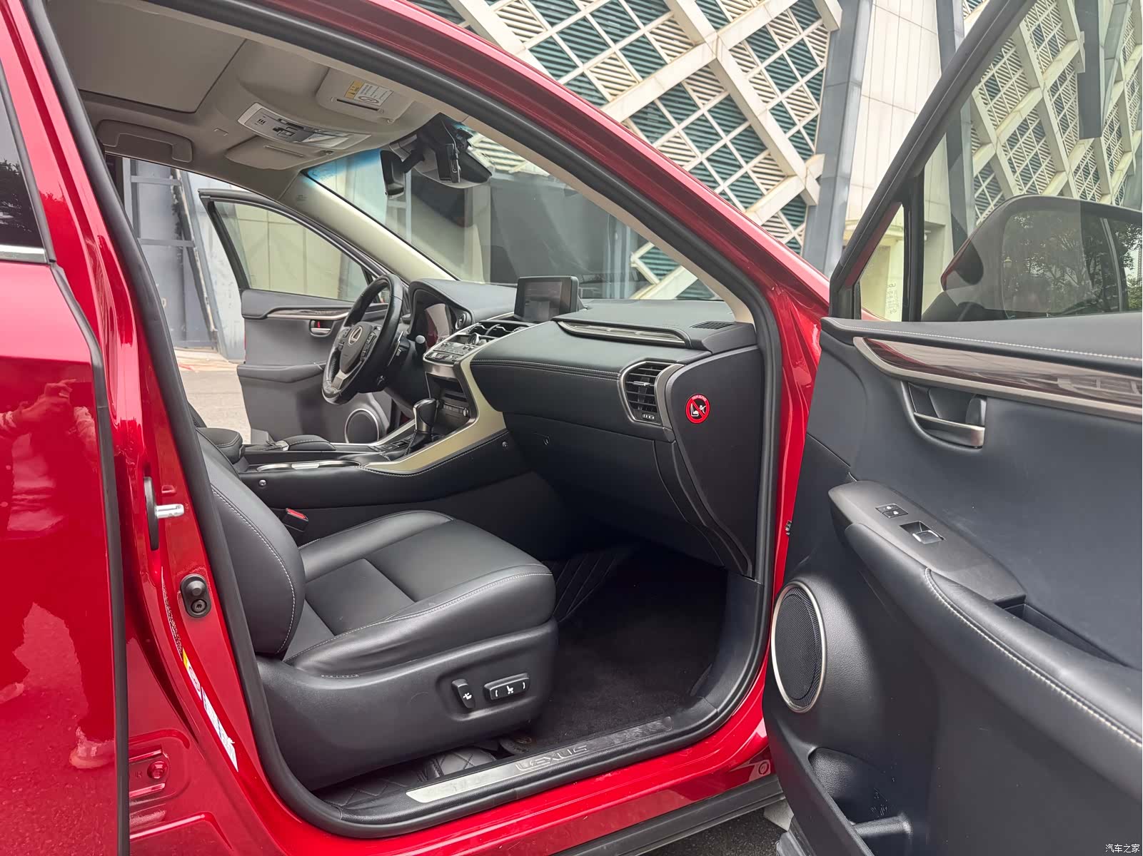 Lexus NX, 2018 6